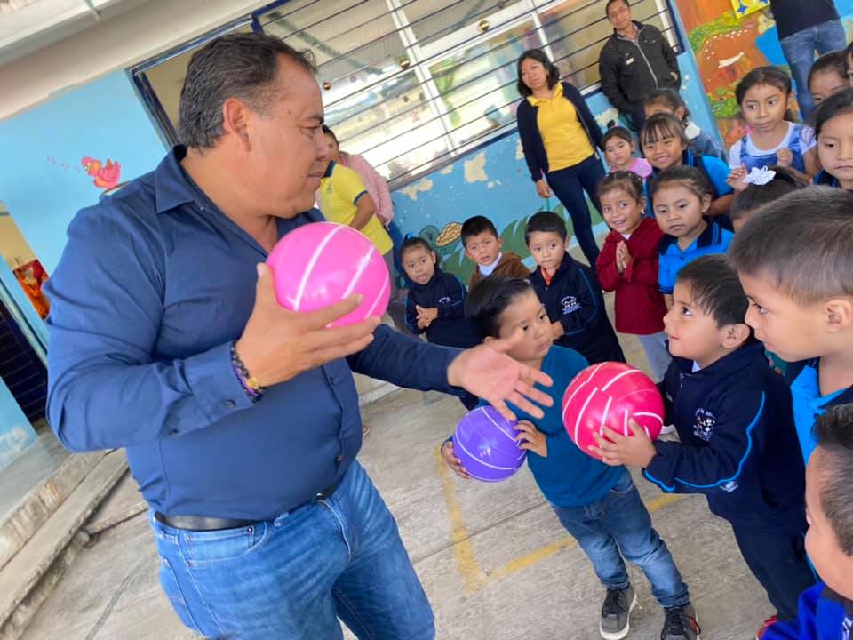 Visita al Jardín de Niñas y Niños “Isolina Vázquez Zambrano”